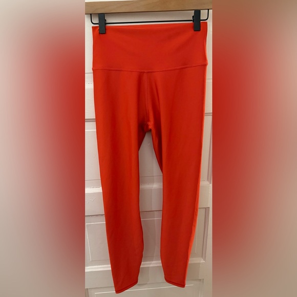 ALO Yoga 7/8 High-Waist Airlift Legging Red Hot Summer M